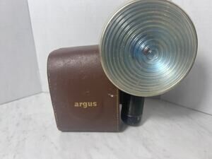 Vintage Argus 75 Seventy-Five Twin Lens Reflex Camera w flash, untested